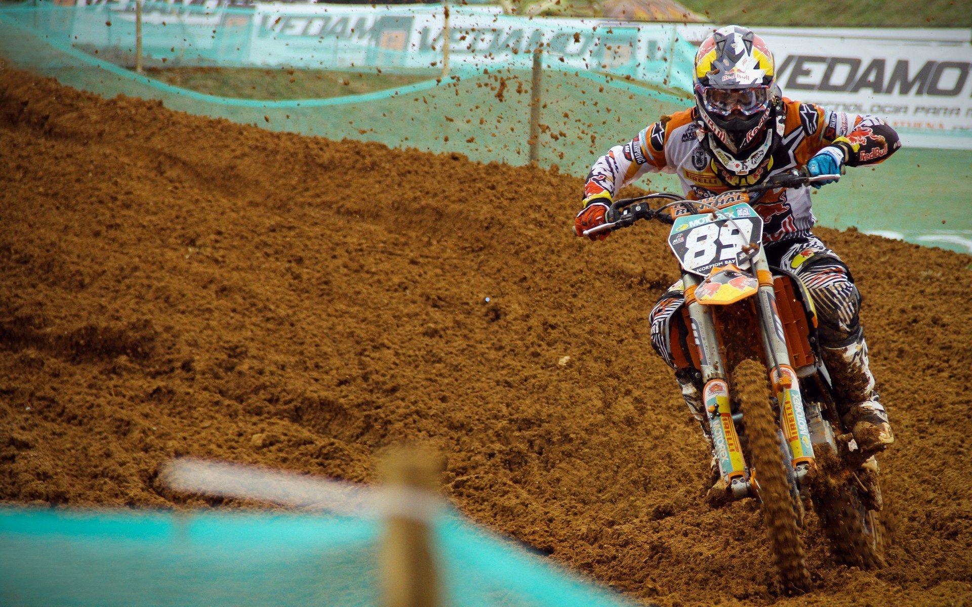 18岁新星弗拉格第九次以50%命中率轰下20+追平詹姆斯并列历史第一